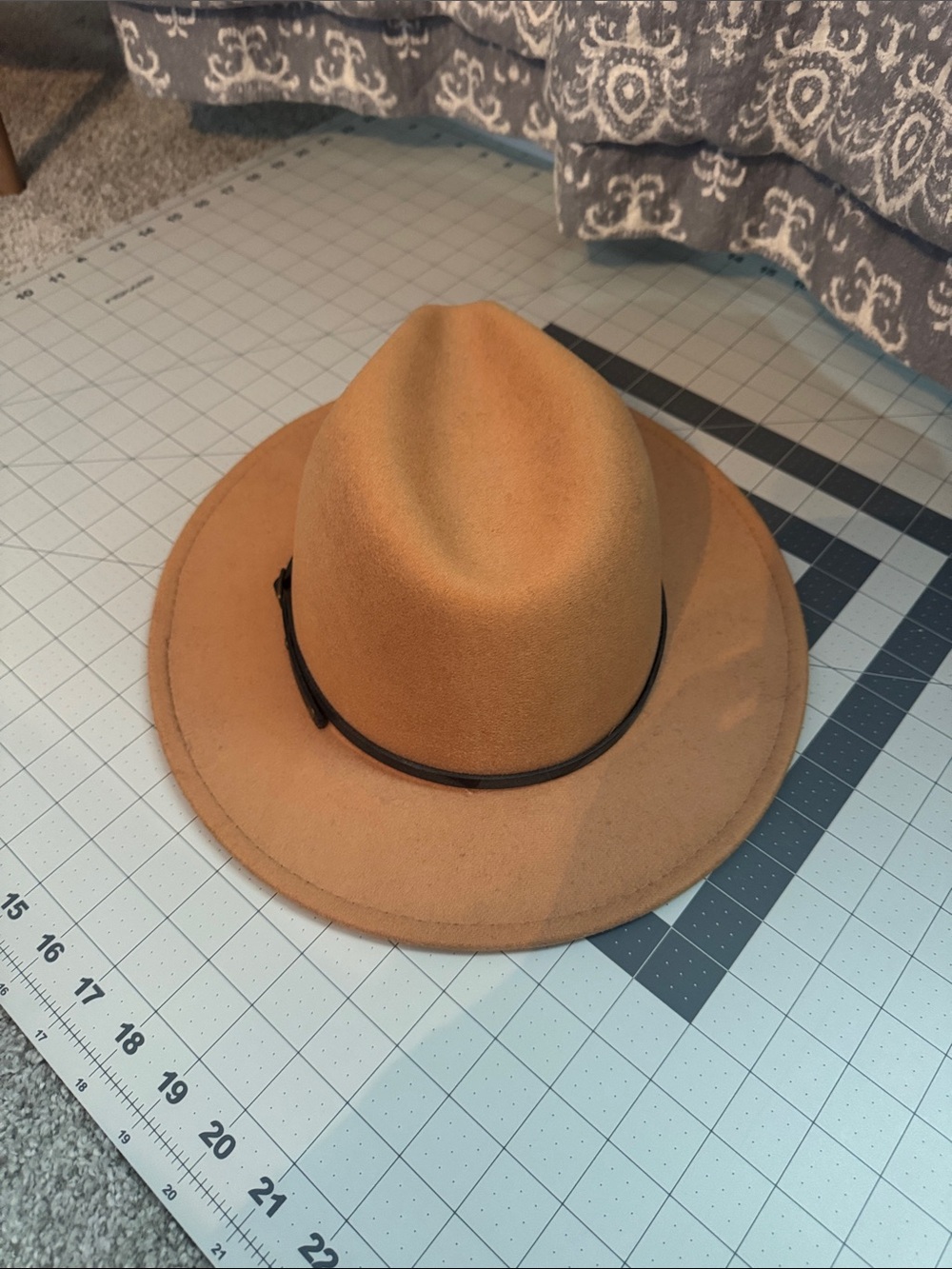 Women's Tan Felt Fedora Hat with Slim Black Band
